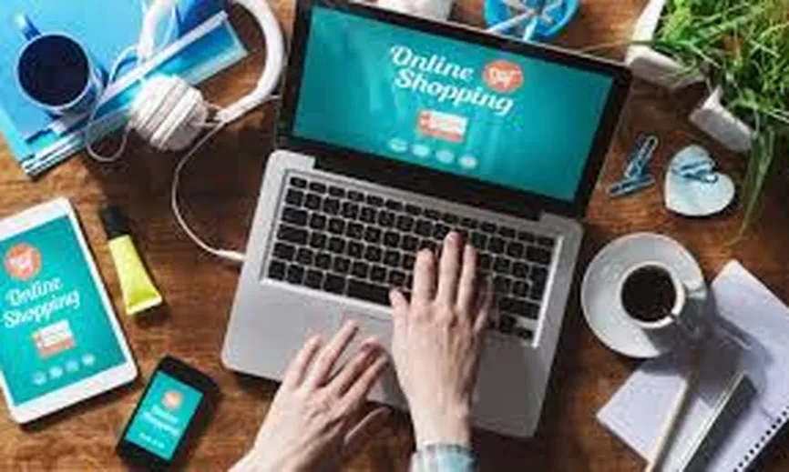Turkish e-commerce entrepreneur working