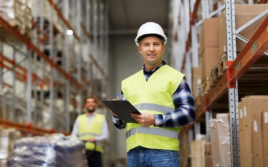Turkish e-commerce warehouse operation